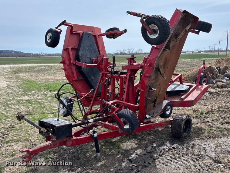 image for item FB3258 batwing finish mower