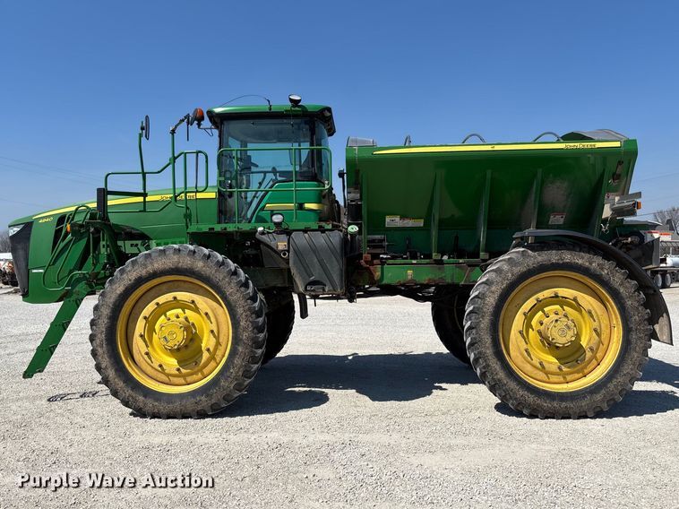 image for item FB3300 2014 John Deere 4940 spreader