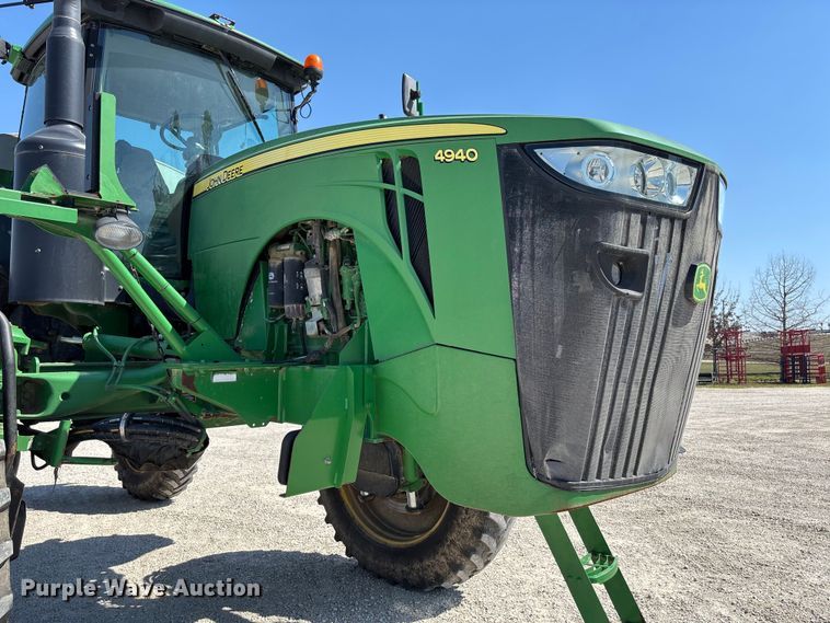 image for item FB3300 2014 John Deere 4940 spreader