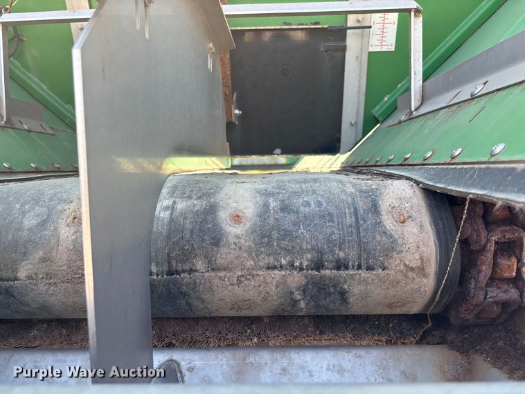 image for item FB3300 2014 John Deere 4940 spreader