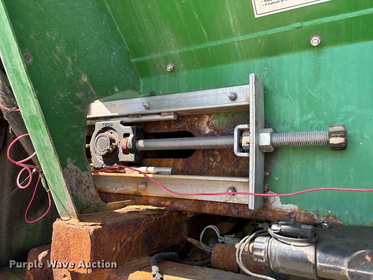 image for item FB3300 2014 John Deere 4940 spreader