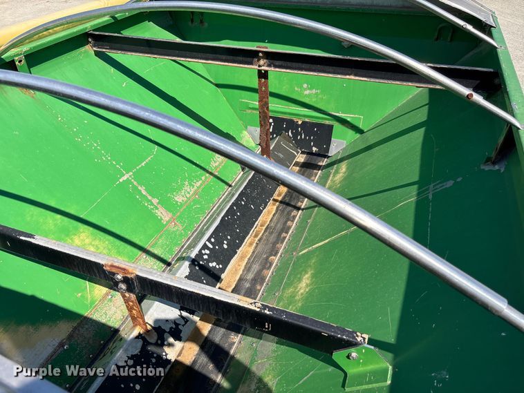 image for item FB3300 2014 John Deere 4940 spreader