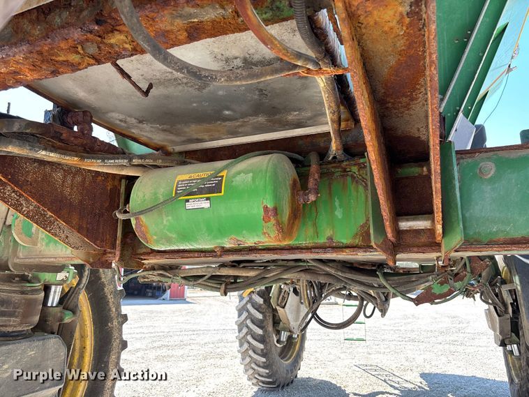 image for item FB3300 2014 John Deere 4940 spreader