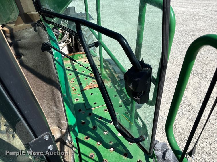 image for item FB3300 2014 John Deere 4940 spreader