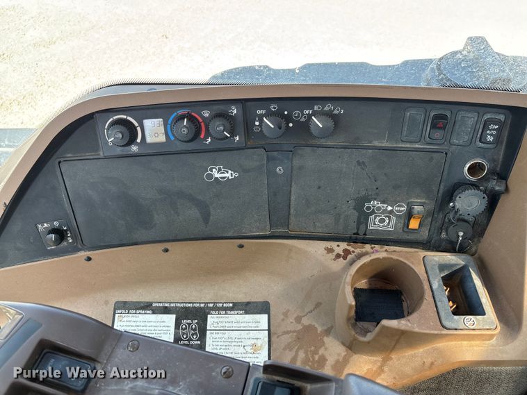 image for item FB3300 2014 John Deere 4940 spreader