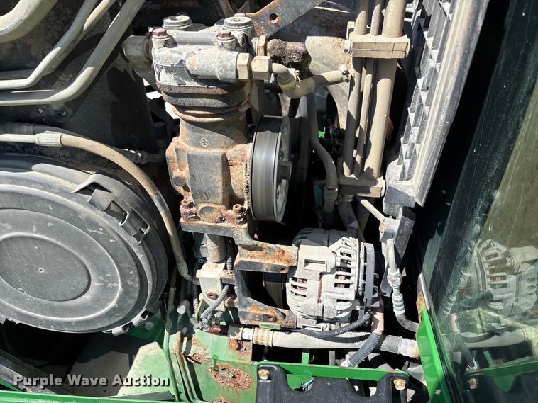 image for item FB3300 2014 John Deere 4940 spreader