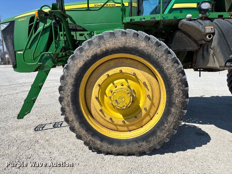 image for item FB3300 2014 John Deere 4940 spreader