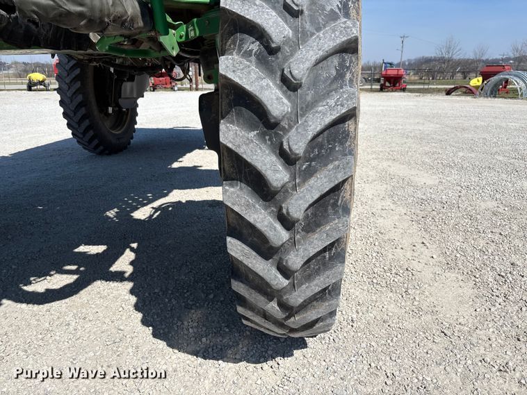 image for item FB3300 2014 John Deere 4940 spreader