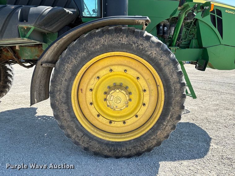 image for item FB3300 2014 John Deere 4940 spreader