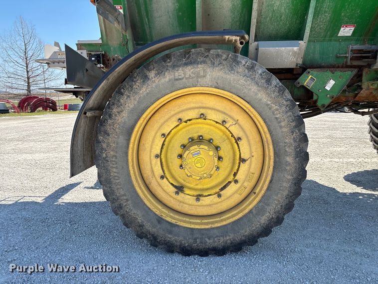 image for item FB3300 2014 John Deere 4940 spreader