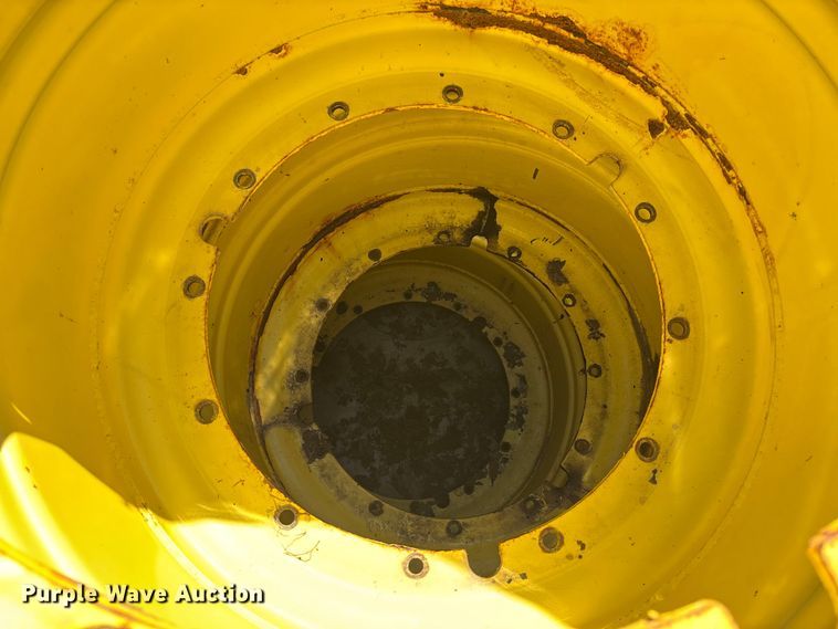 image for item FB3300 2014 John Deere 4940 spreader