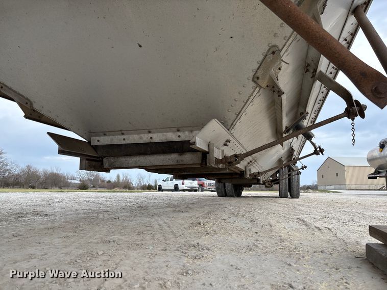 image for item FB3309 1994 Timpte grain trailer