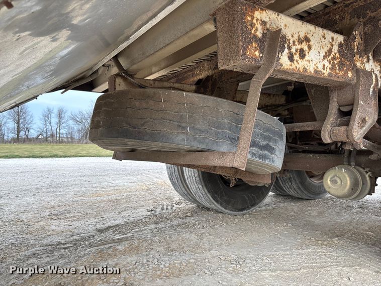 image for item FB3309 1994 Timpte grain trailer
