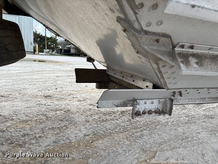 image for item FB3309 1994 Timpte grain trailer