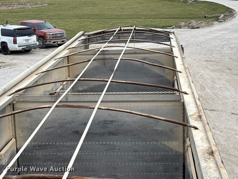 image for item FB3309 1994 Timpte grain trailer