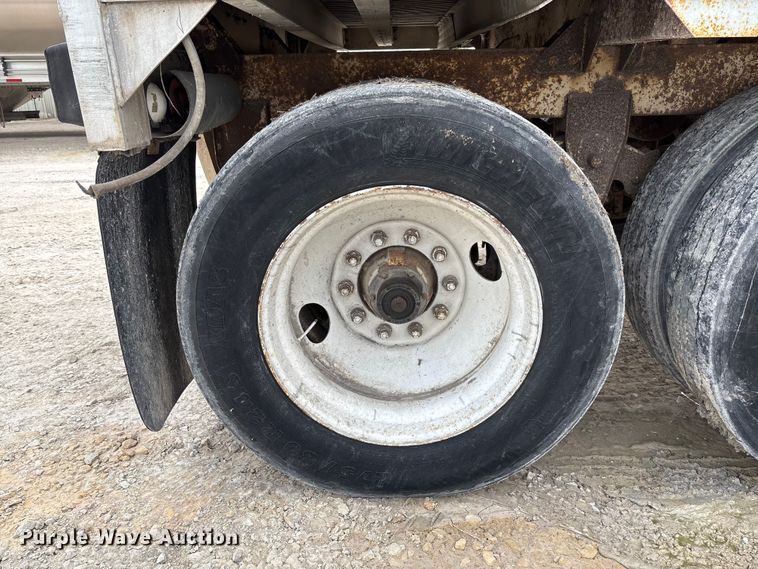 image for item FB3309 1994 Timpte grain trailer