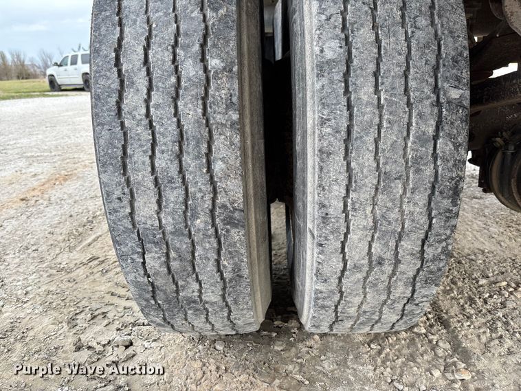image for item FB3309 1994 Timpte grain trailer