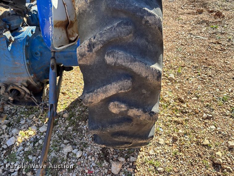 image for item FB3322 Ford 3000 tractor