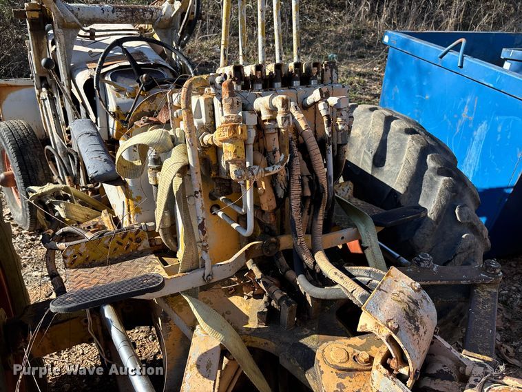 image for item FB3323 Case 320 tractor