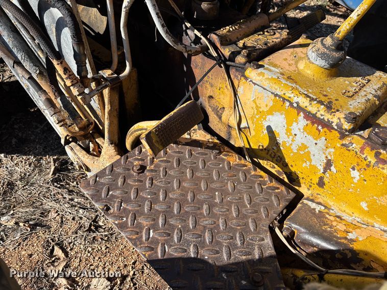 image for item FB3323 Case 320 tractor