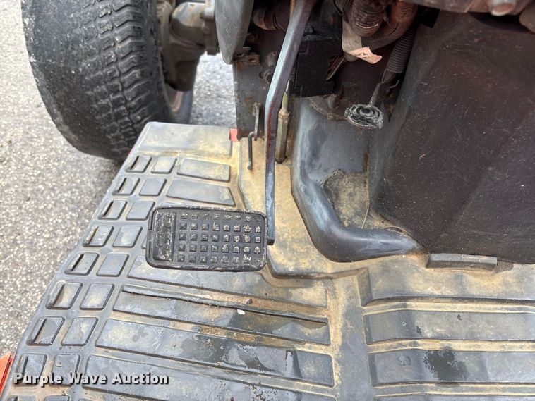 image for item FB3340 Kubota L3830D MFWD tractor