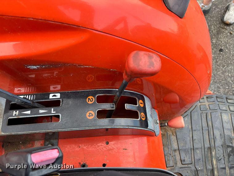 image for item FB3340 Kubota L3830D MFWD tractor