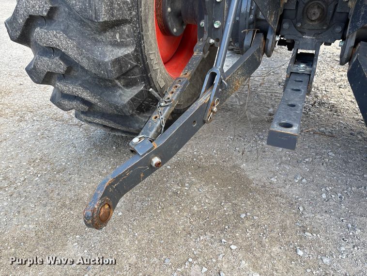 image for item FB3341 Kubota L3901D MFWD tractor