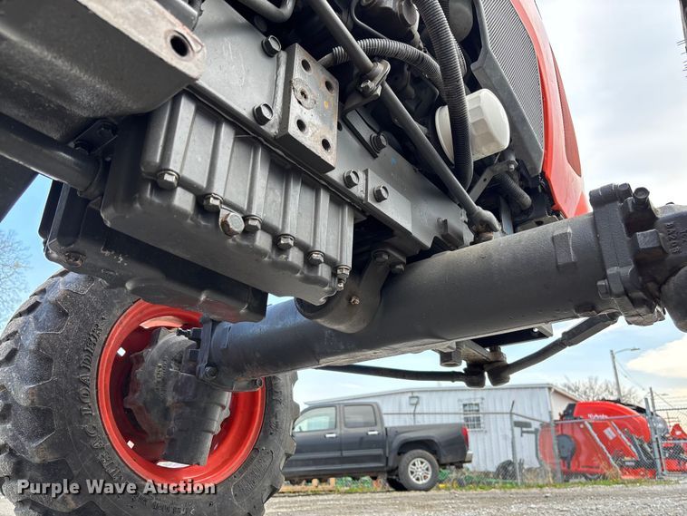 image for item FB3341 Kubota L3901D MFWD tractor