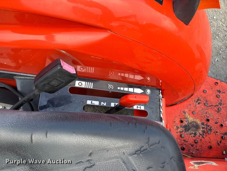 image for item FB3341 Kubota L3901D MFWD tractor