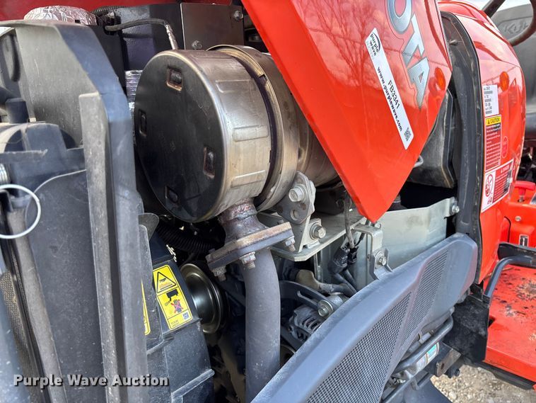 image for item FB3341 Kubota L3901D MFWD tractor