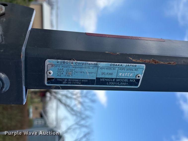 image for item FB3341 Kubota L3901D MFWD tractor