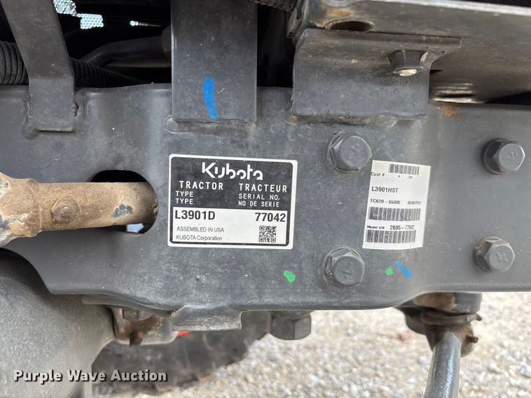 image for item FB3341 Kubota L3901D MFWD tractor