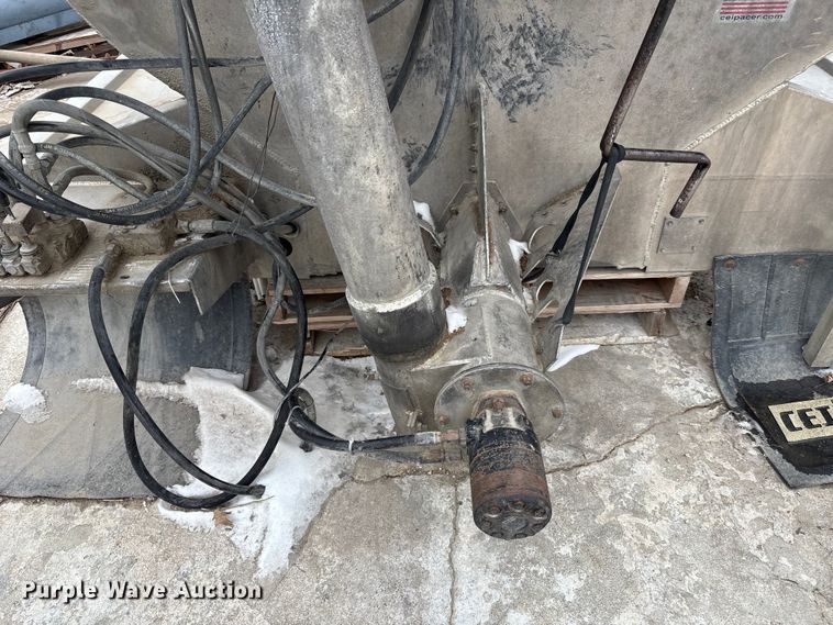 image for item FB3601 2015 CEI Equipment Company A 25MXL Feed delivery bed