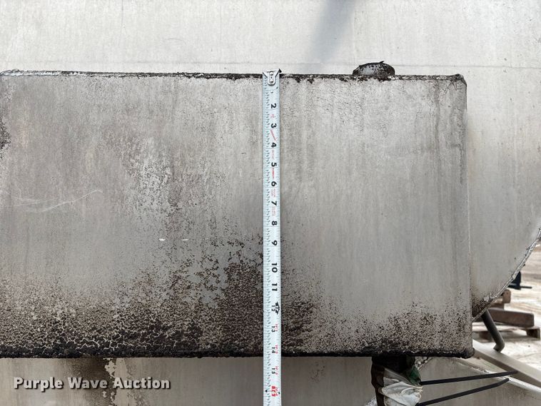 image for item FB3601 2015 CEI Equipment Company A 25MXL Feed delivery bed