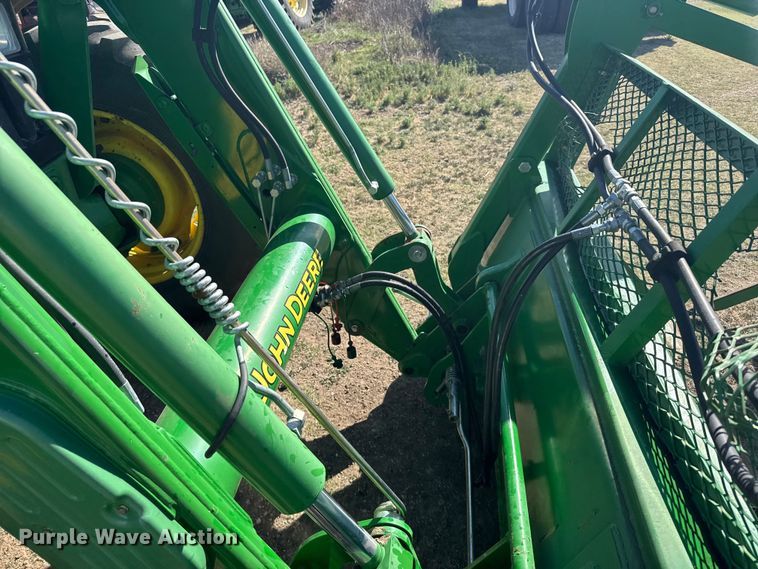 image for item FB7080 2000 John Deere 7210 MFWD tractor