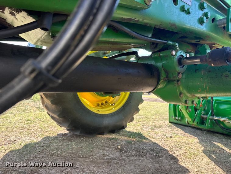 image for item FB7080 2000 John Deere 7210 MFWD tractor
