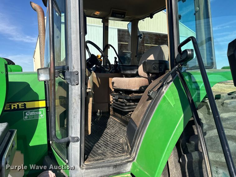 image for item FB7080 2000 John Deere 7210 MFWD tractor