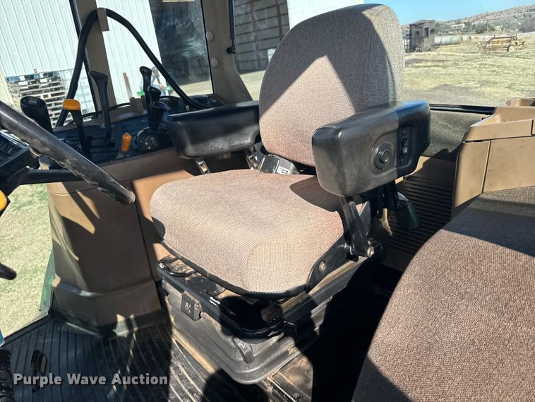 image for item FB7080 2000 John Deere 7210 MFWD tractor