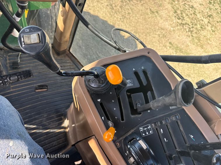 image for item FB7080 2000 John Deere 7210 MFWD tractor