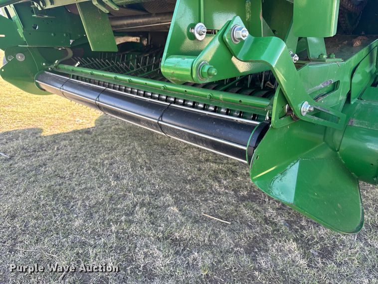 image for item FB7081 2022 John Deere 560M round baler