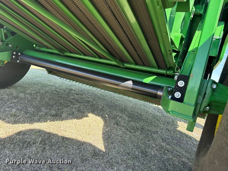 image for item FB7081 2022 John Deere 560M round baler