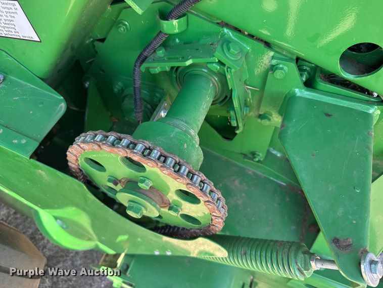 image for item FB7081 2022 John Deere 560M round baler