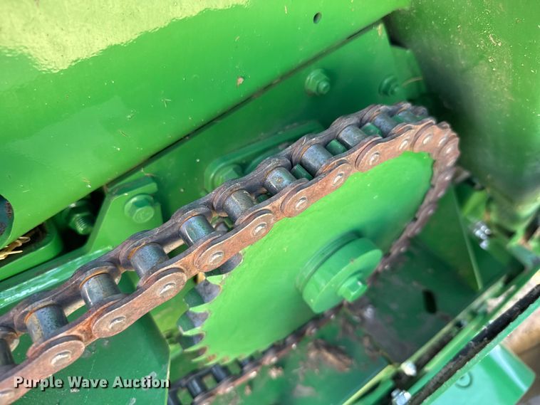 image for item FB7081 2022 John Deere 560M round baler