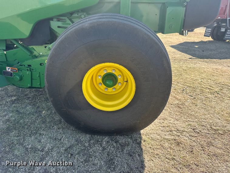 image for item FB7081 2022 John Deere 560M round baler