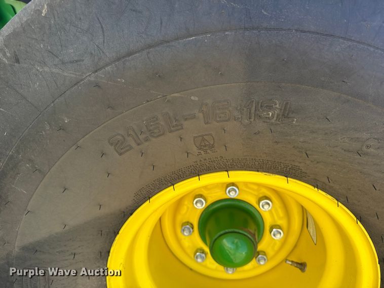 image for item FB7081 2022 John Deere 560M round baler
