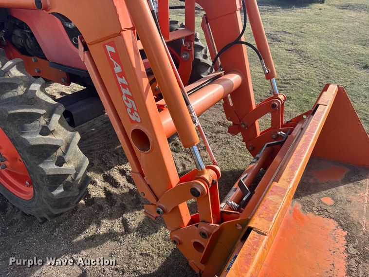 image for item FB7082 Kubota M5140 MFWD tractor
