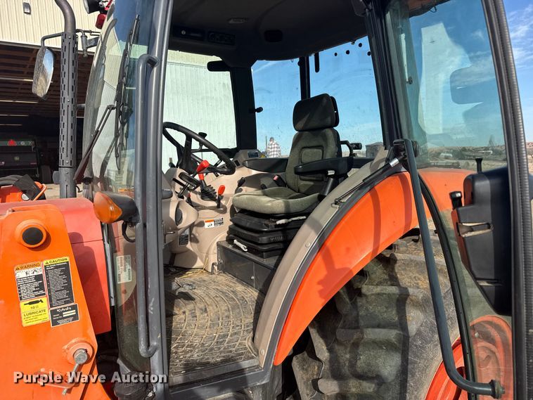 image for item FB7082 Kubota M5140 MFWD tractor