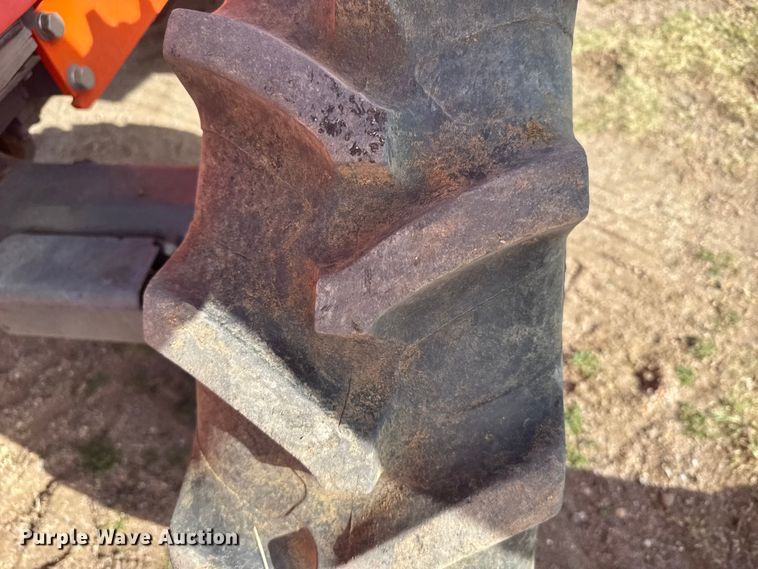 image for item FB7082 Kubota M5140 MFWD tractor