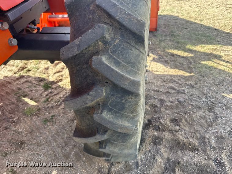 image for item FB7082 Kubota M5140 MFWD tractor