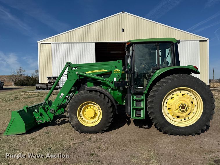 image for item FB7083 2008 John Deere 7330 MFWD tractor